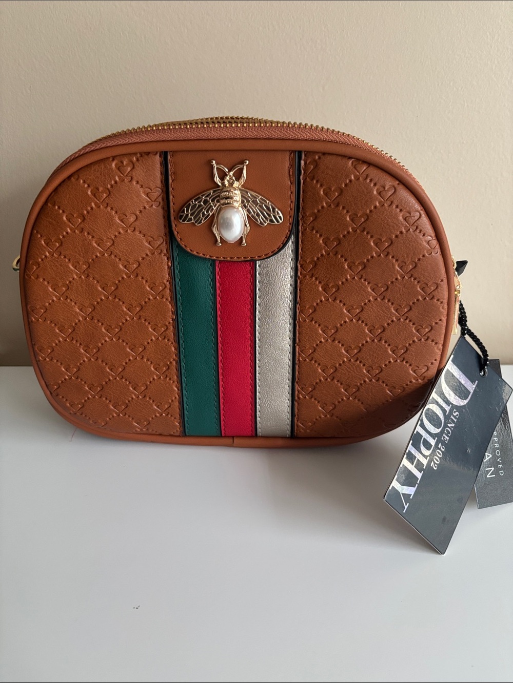 Women’s Tan Shoulder Bag